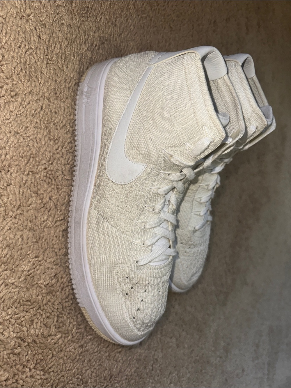 NIKE AIR FORCE 1 ULTRA FLYKNIT MID Triple White Sneaker Sz 10.5 NO STRAP